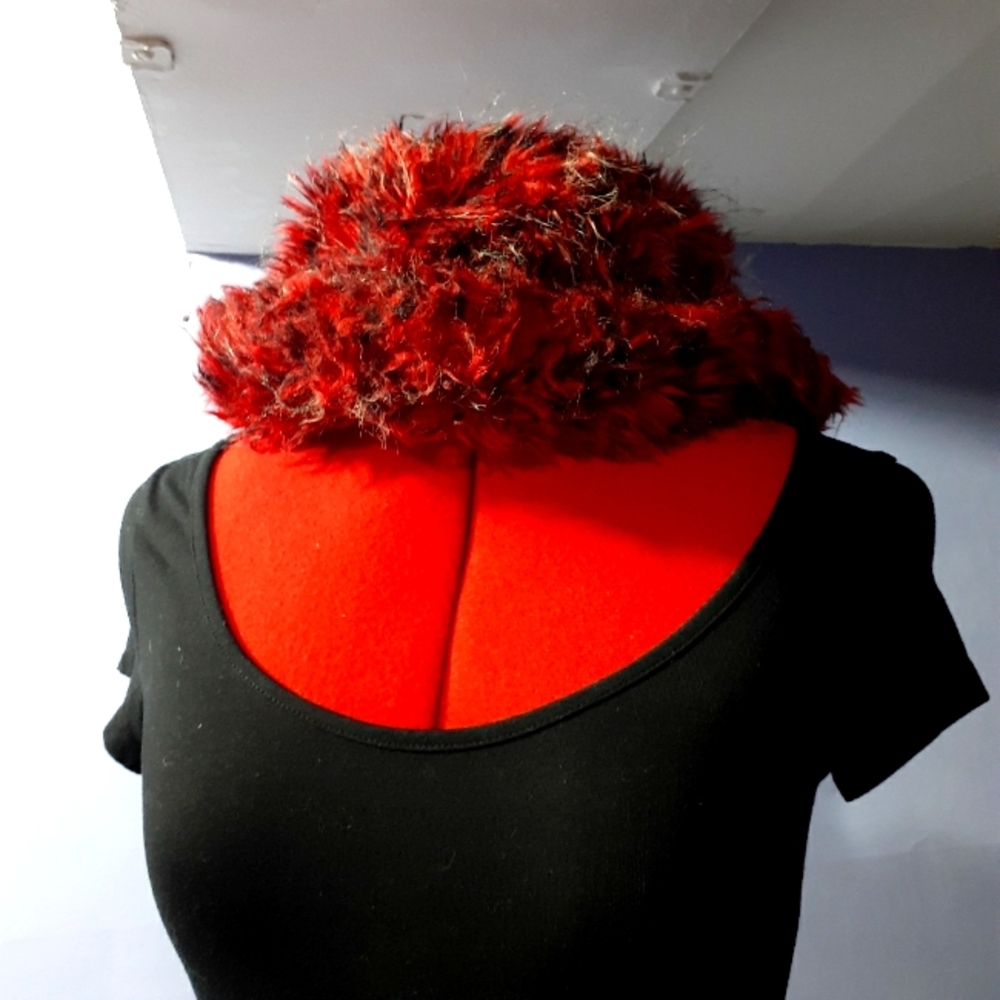 🌈VINTAGE GOORIN BROS FAUX/ FUN FUR BUCKET HAT